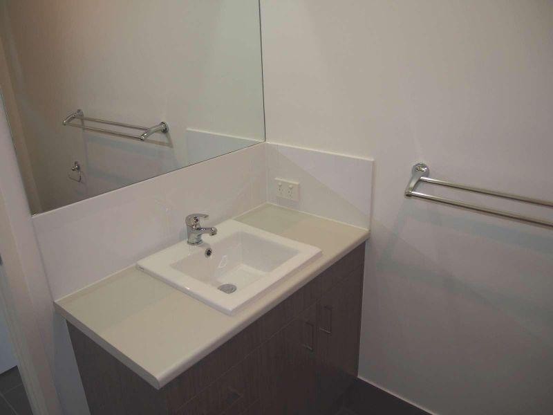 2/65 Braxlaw Crescent, Dakabin QLD 4503