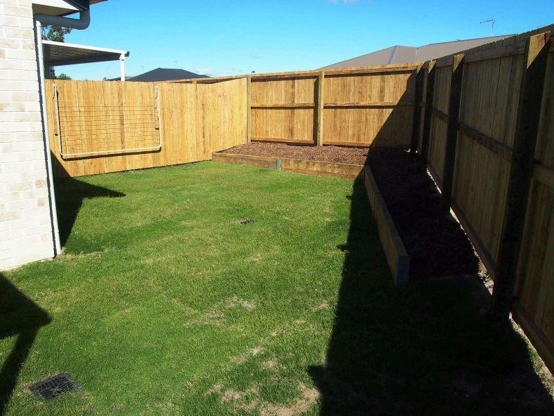 2/5 Coogera Court, Morayfield QLD 4506