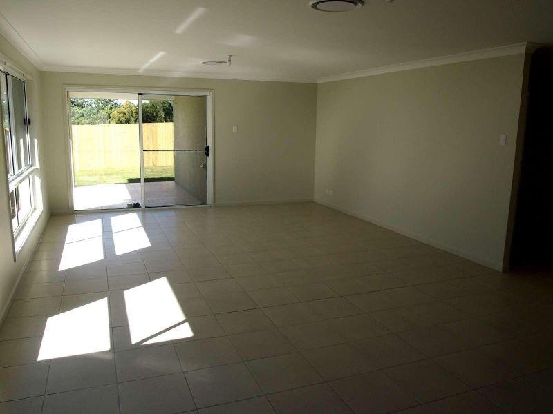 9 Rosemead Street, North Lakes QLD 4509
