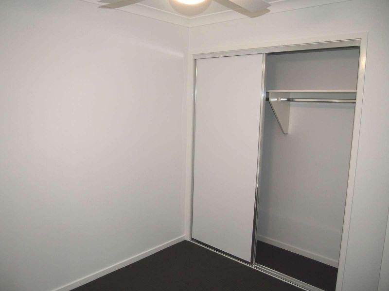 2/72 Surround Street, Dakabin QLD 4503