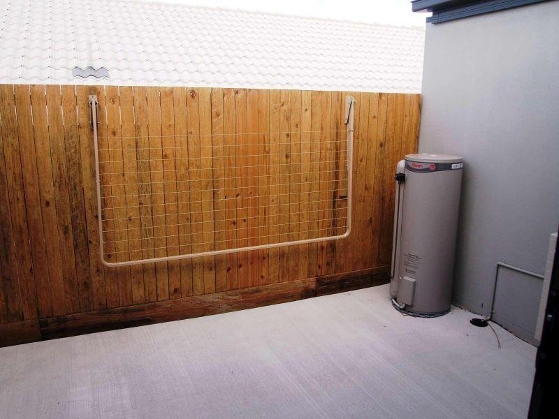 2/72 Surround Street, Dakabin QLD 4503