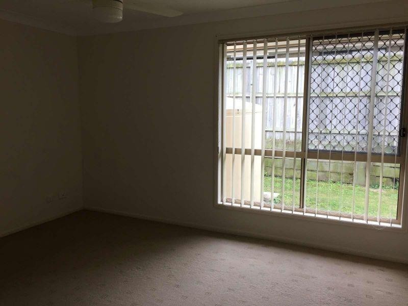 24 Hubner Drive, Rothwell QLD 4022