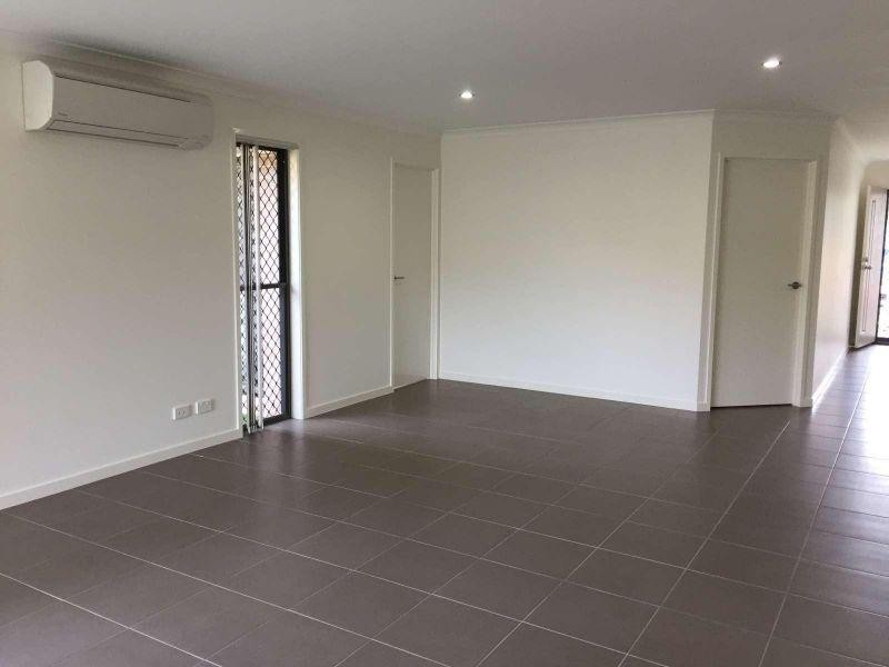 4 Tamarin Court, Dakabin QLD 4503