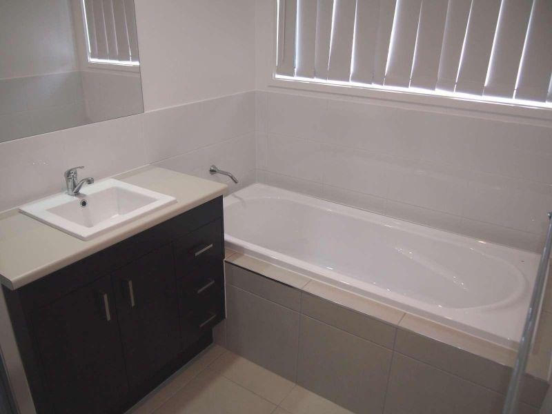 1/35 Desmond Street, Narangba QLD 4504