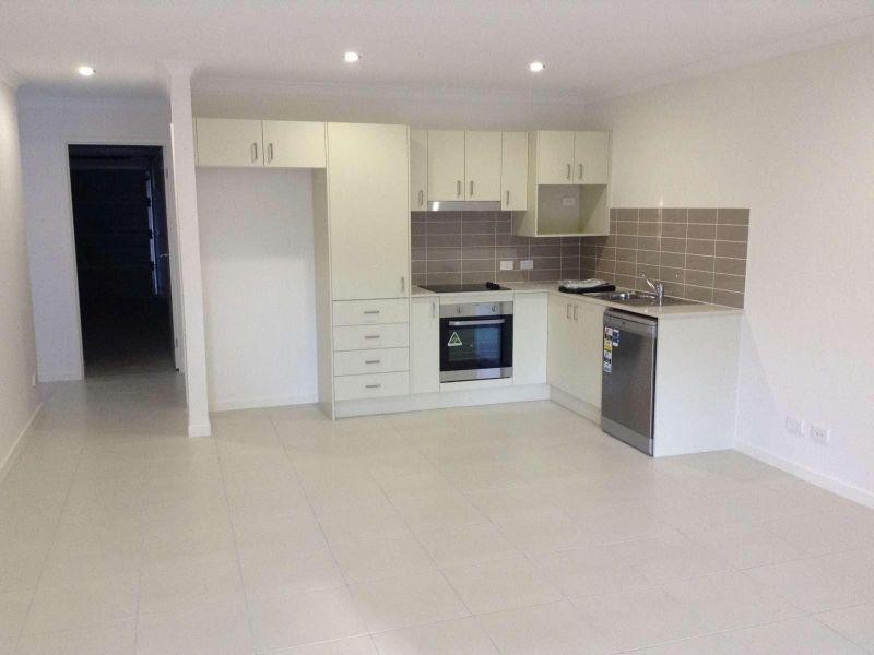 2/40 Dundee Drive, Morayfield QLD 4506