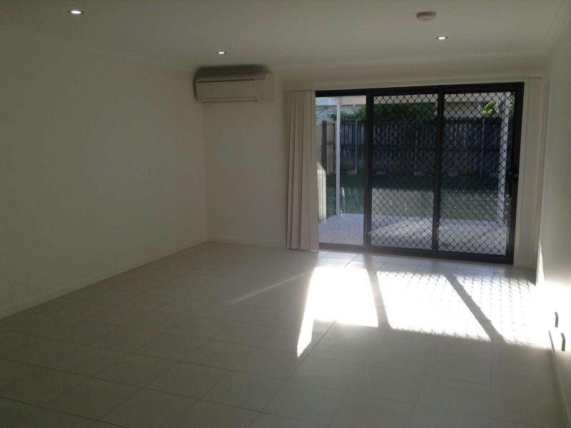 2/40 Dundee Drive, Morayfield QLD 4506