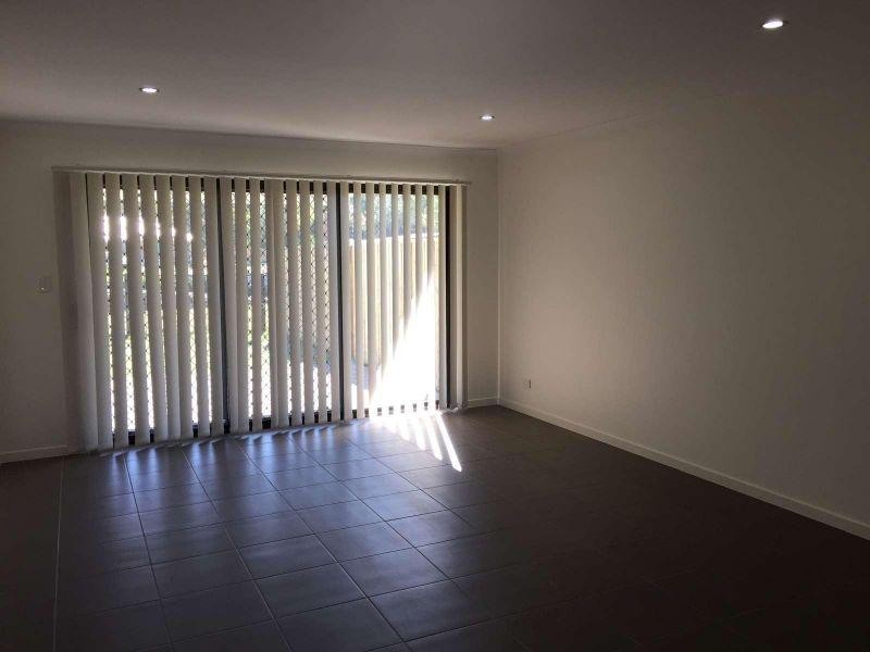 1/49 Paradise Road, Burpengary QLD 4505