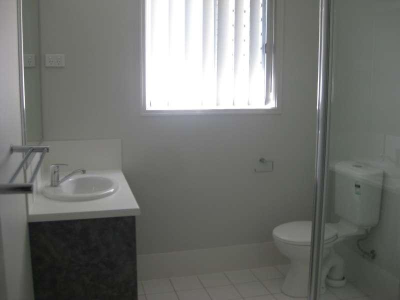 2/5 Bottle Tree Crescent, Mango Hill QLD 4509