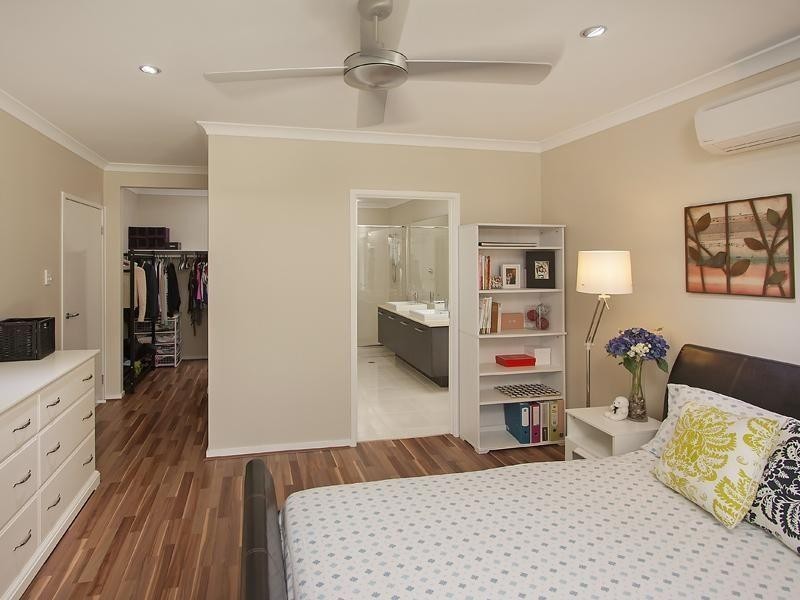 26 Wallis Circuit, North Lakes QLD 4509