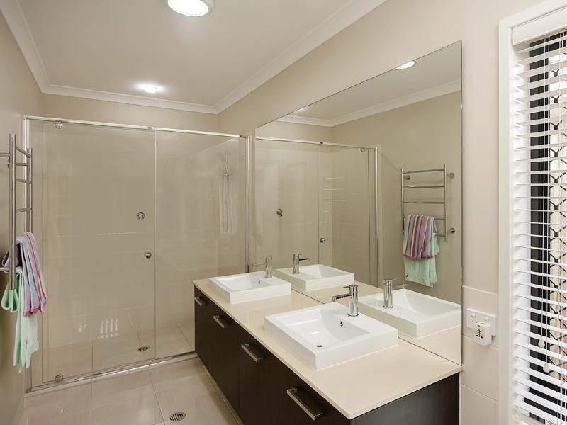 26 Wallis Circuit, North Lakes QLD 4509