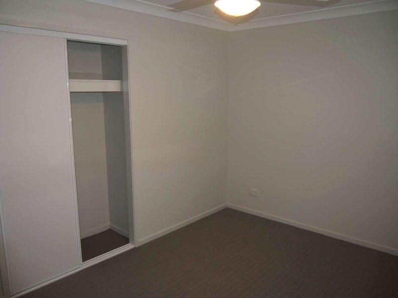 A/11 Llama Court, Dakabin QLD 4503