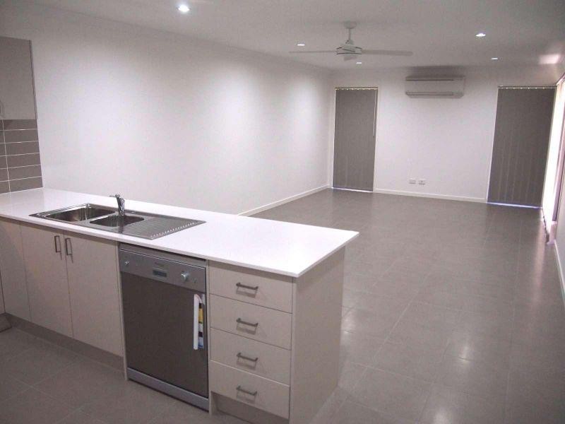 1/37 Desmond Street, Narangba QLD 4504