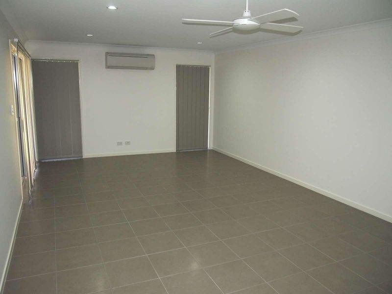 2/37 Desmond Street, Narangba QLD 4504