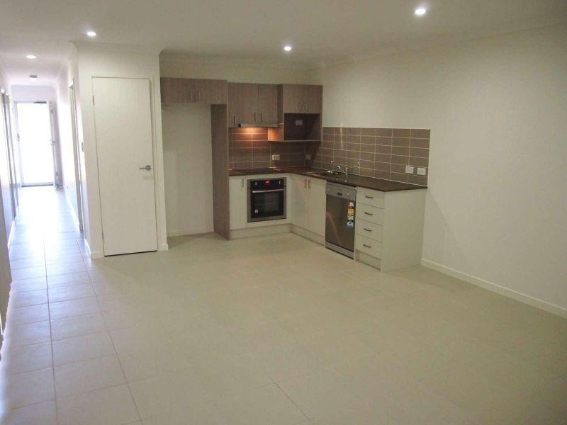 2/22 Leopardtree Drive, Upper Caboolture QLD 4510