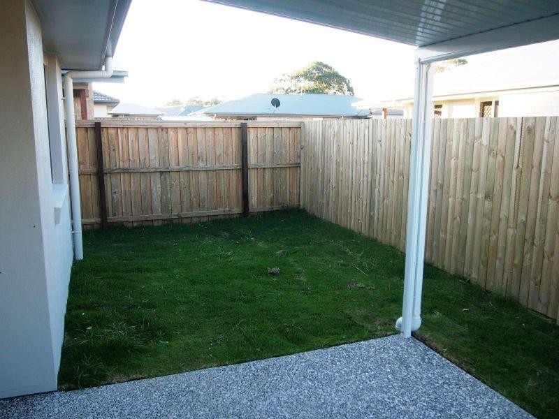 1/9 Champion Crescent, Griffin QLD 4503