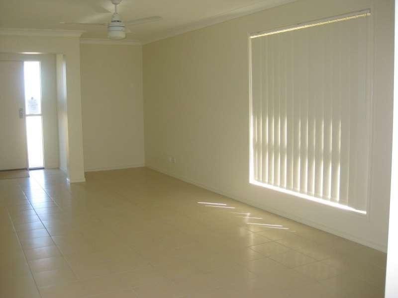 1/11 Bottle Tree Crescent, Mango Hill QLD 4509