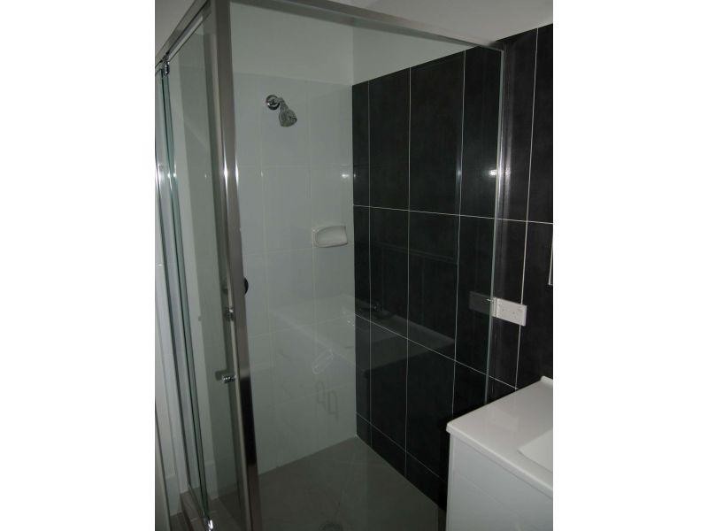 1/10 Lagoon Road, Burpengary QLD 4505