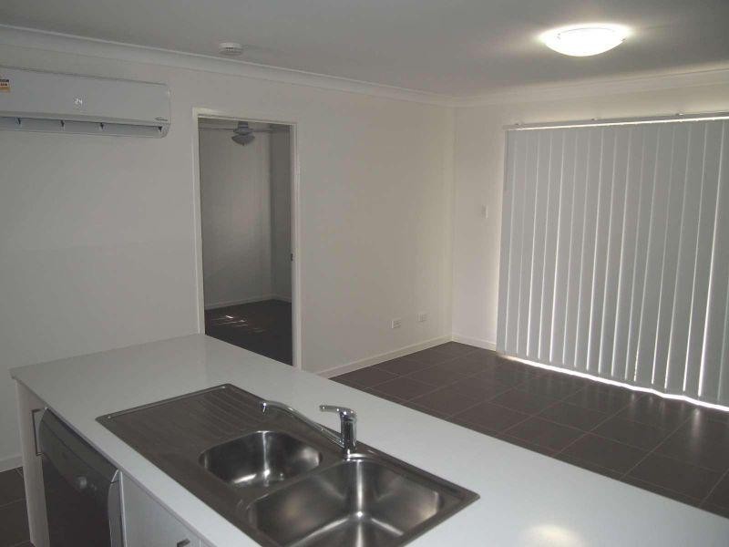 2/31 Thorpe Street, Burpengary QLD 4505