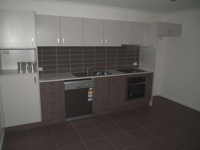 2/22 Champion Crescent, Griffin QLD 4503