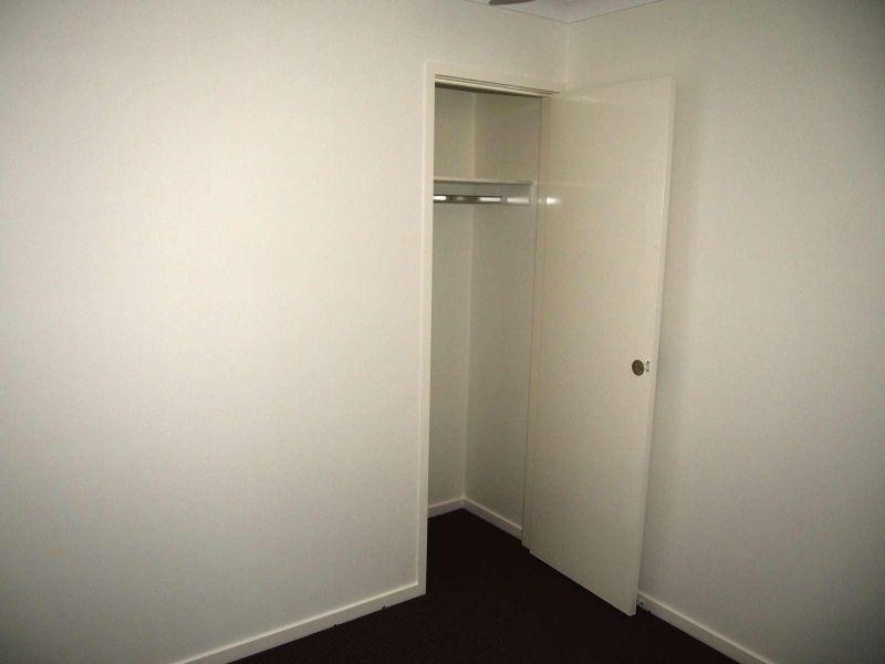 2/71 Surround Street, Dakabin QLD 4503