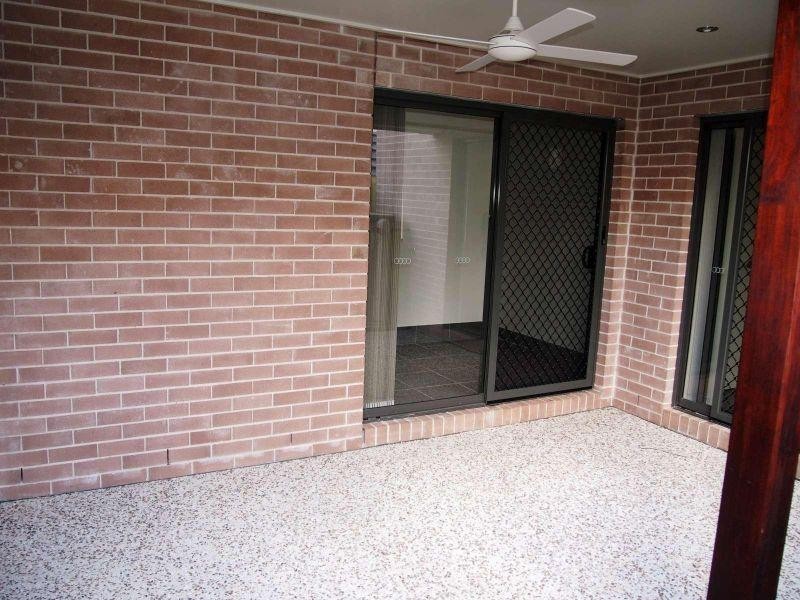 2/71 Surround Street, Dakabin QLD 4503