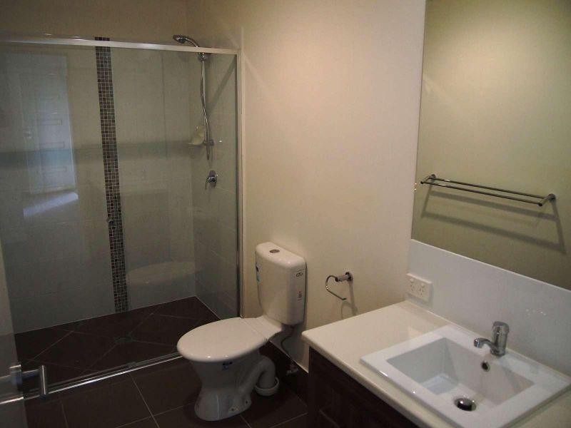 2/42 Basalt Street, Caboolture QLD 4510