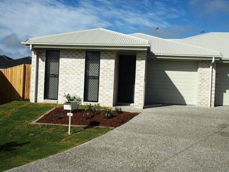 2/5 Wonga Court, Morayfield QLD 4506