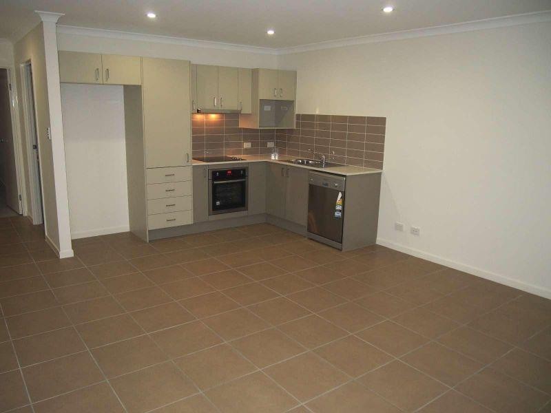 2/16 Lycian Street, Burpengary QLD 4505