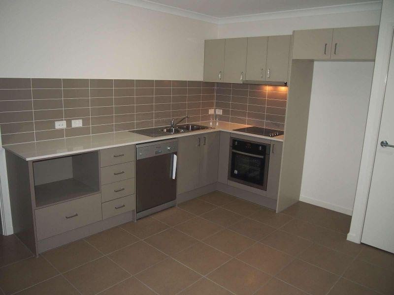 1/16 Lycian Street, Burpengary QLD 4505