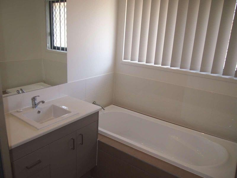 1/16 Lycian Street, Burpengary QLD 4505