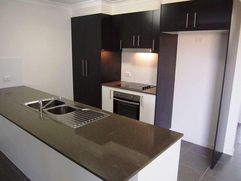 2/19 Reichman Street, Caboolture QLD 4510