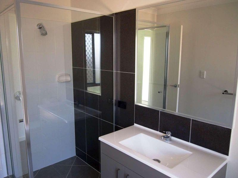 2/19 Reichman Street, Caboolture QLD 4510