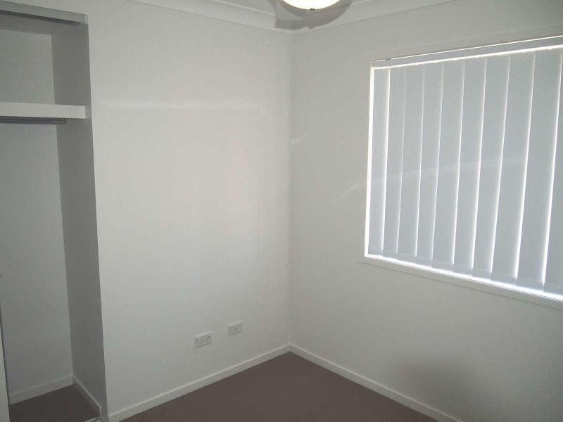 2/6 Coogera Court, Morayfield QLD 4506