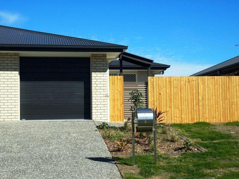 2/10 Coach West Road, Morayfield QLD 4506