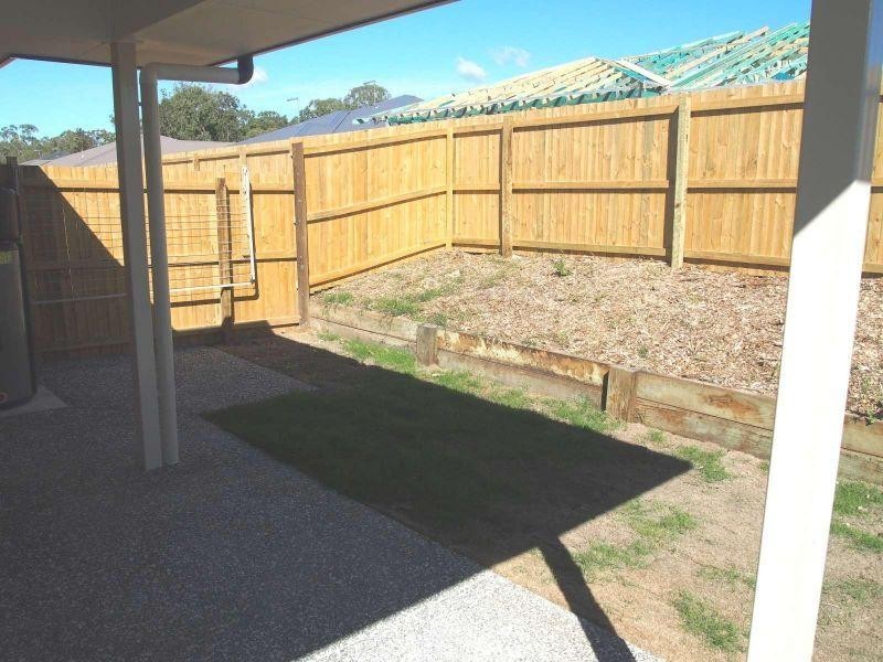 2/10 Coach West Road, Morayfield QLD 4506