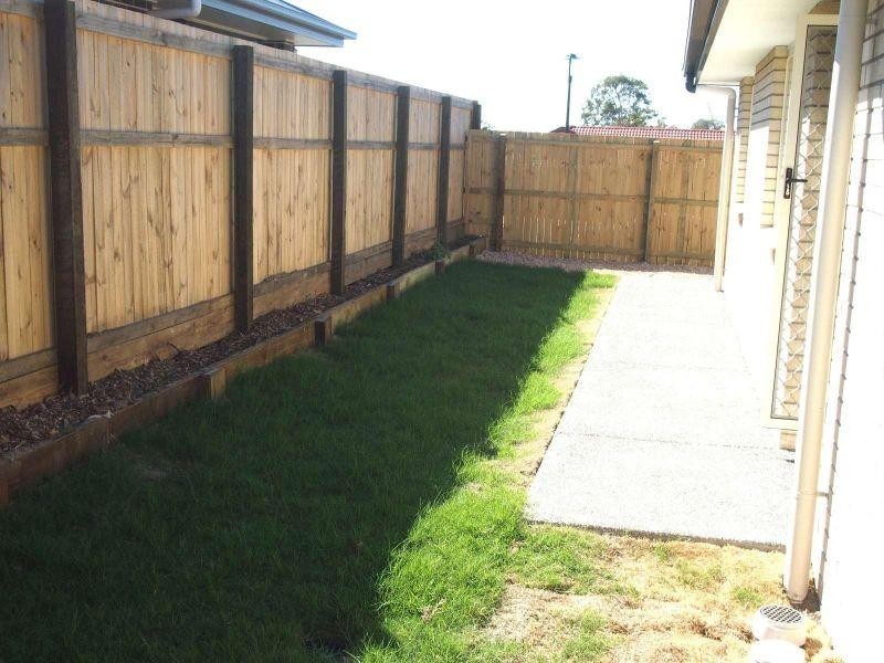 2/10 Coach West Road, Morayfield QLD 4506