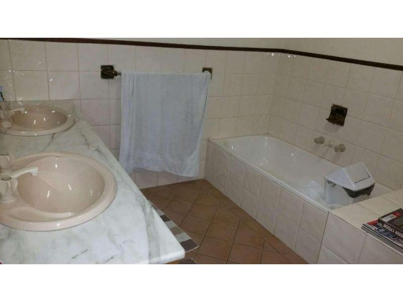 1062 South Pine Road, Everton Hills QLD 4053