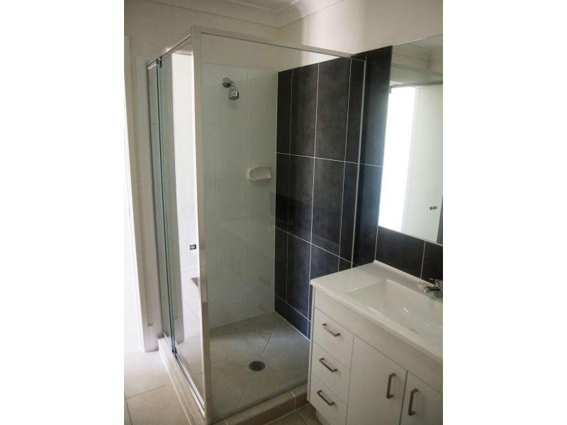 2/40 Grainger Circuit, Burpengary QLD 4505