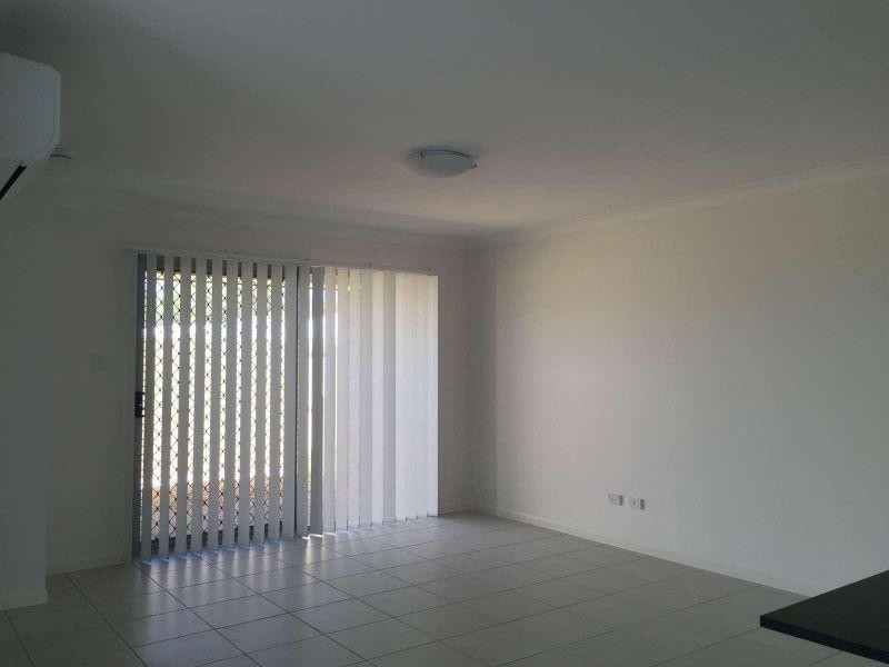 1/27 Coogera Court, Morayfield QLD 4506