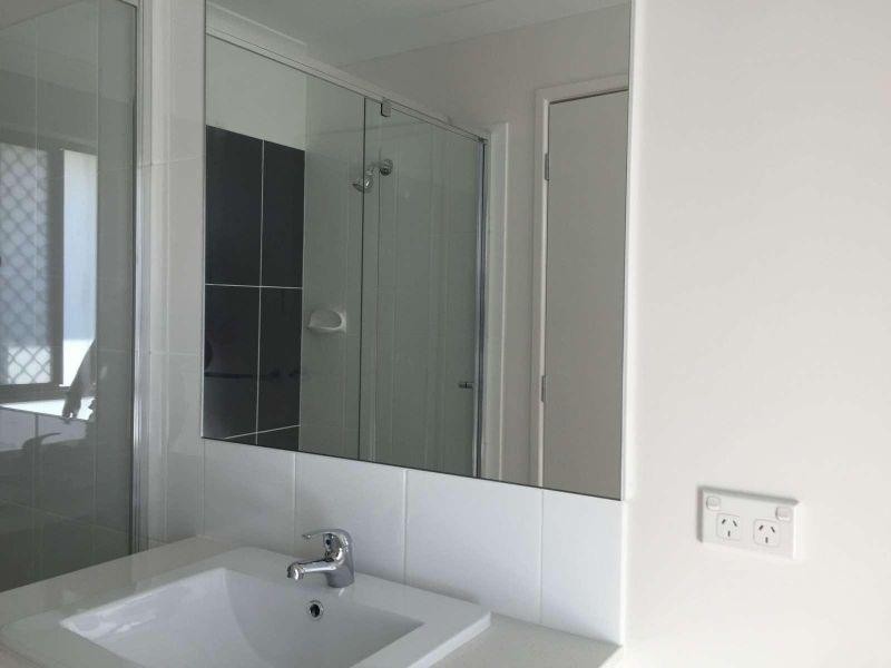 1/27 Coogera Court, Morayfield QLD 4506