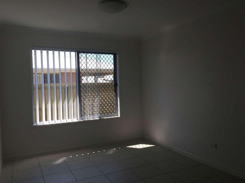 1/27 Coogera Court, Morayfield QLD 4506