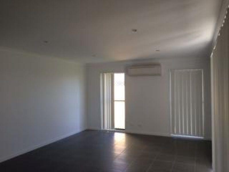 2/11 White Ash Court, Caboolture QLD 4510