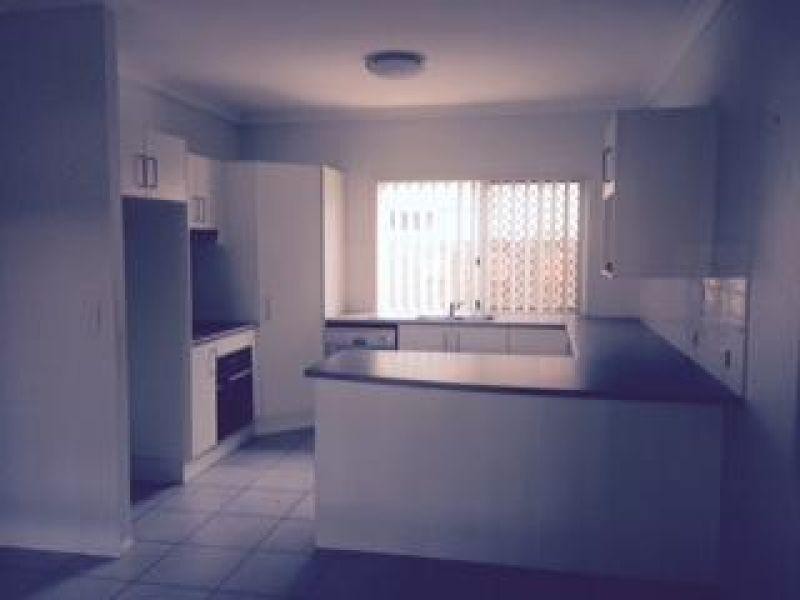 8A Canaipa Court, Rothwell QLD 4022