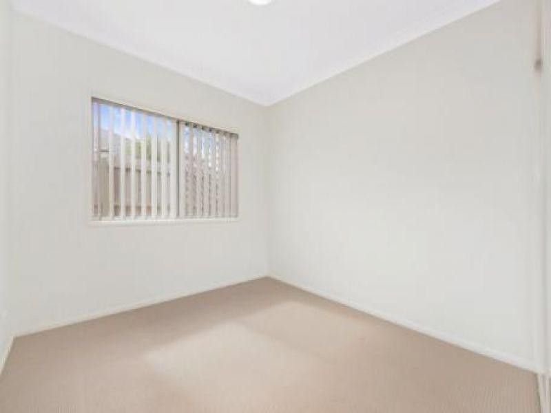 8A Canaipa Court, Rothwell QLD 4022