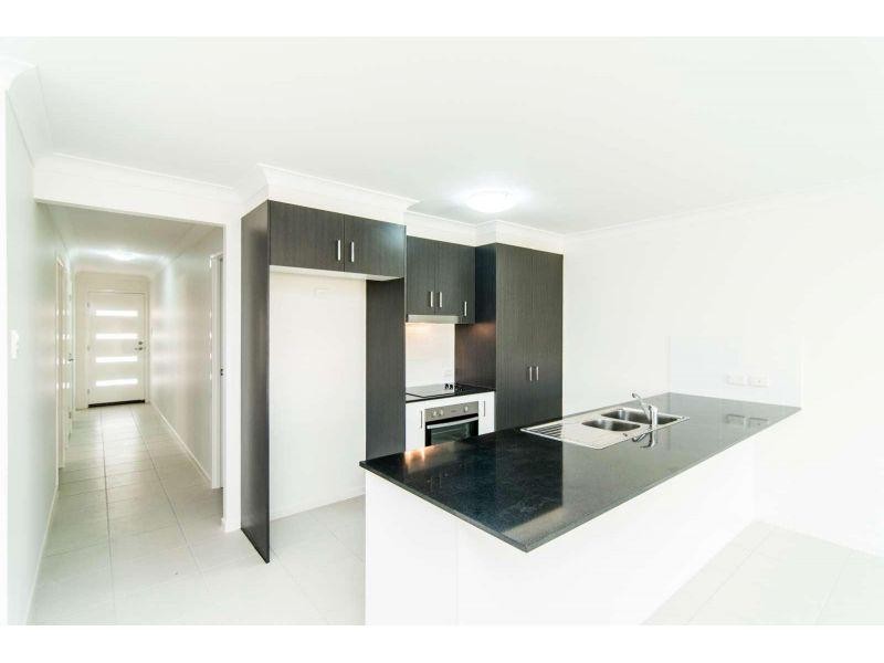 1/21 Coogera Court, Morayfield QLD 4506