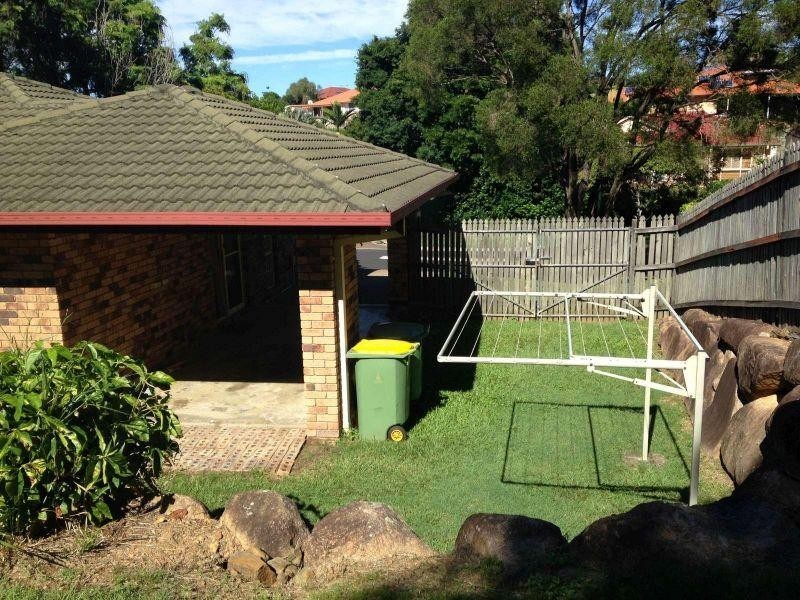 7 Washbrook Crescent, Petrie QLD 4502