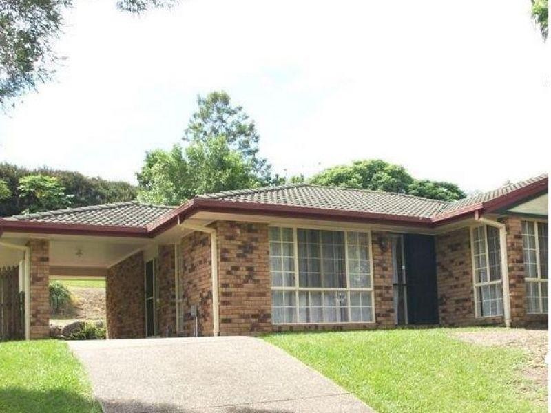 7 Washbrook Crescent, Petrie QLD 4502