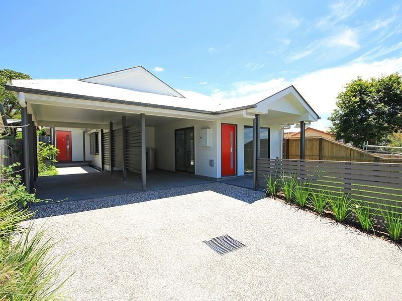 2/14 Wyllie Street, Petrie QLD 4502