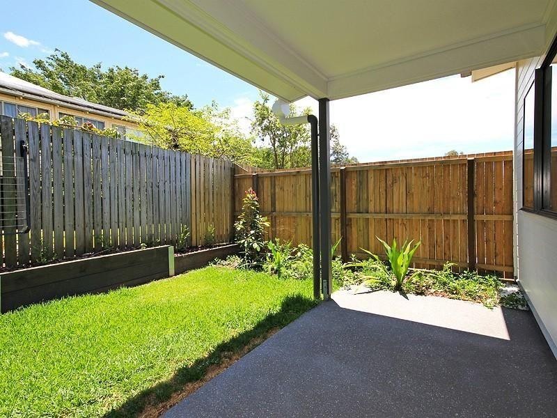 2/14 Wyllie Street, Petrie QLD 4502