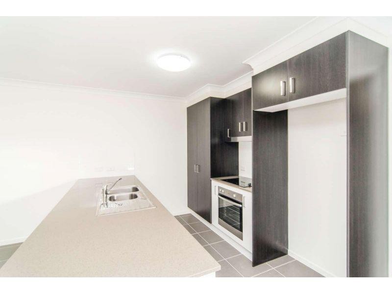 1/19 Coogera Court, Morayfield QLD 4506